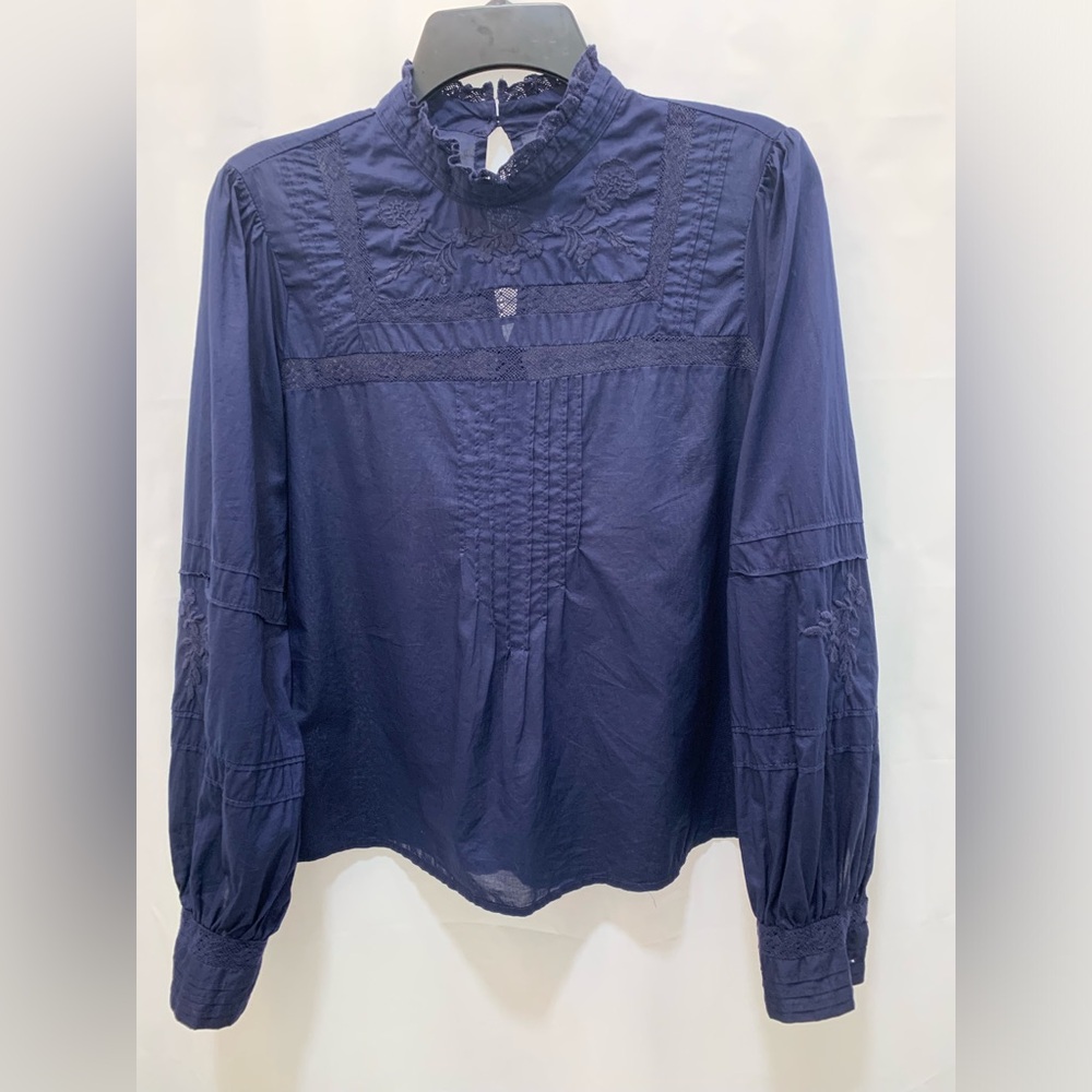 GAP Petite Medium Navy Blue Mock Neck 100% Cotton Embroidered Blouse
